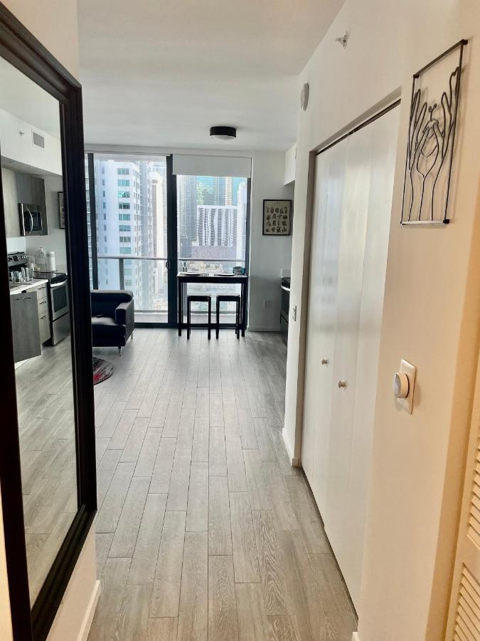 Beautiful Downtown Ocean View. Apartment Miami Exterior foto
